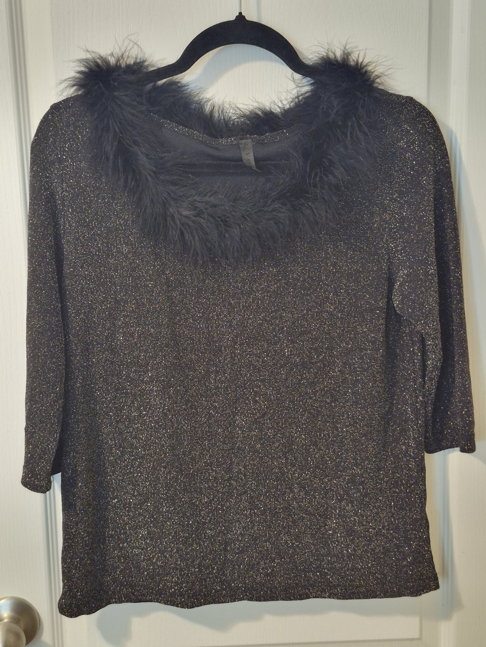 Gold Sparkle Metallic Faux-Fur Trim Women’s Pull Over Shirt Mob Wife Glamour